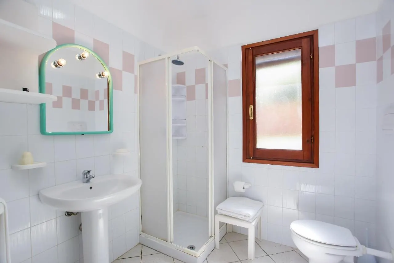 La Ena Casa Vacanze بودوني